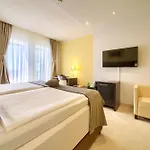 Hotel Marina Krk Town