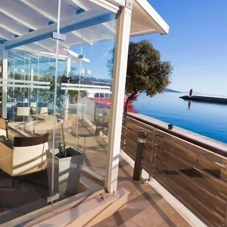Marina Hotel Krk Town
