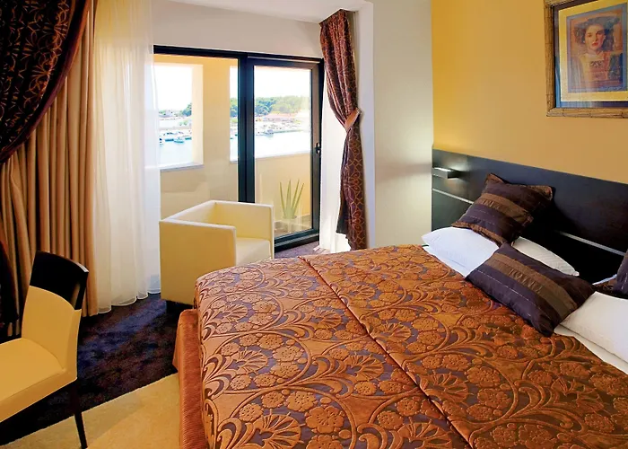 Marina 4* Krk Town