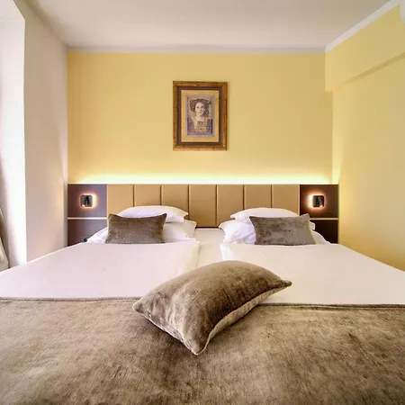 Marina Hotel 4*