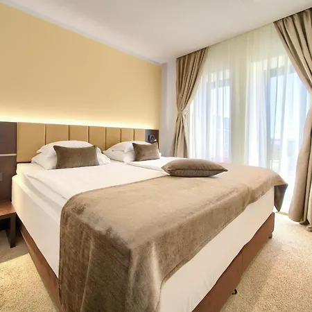 Marina Hotel Krk Town