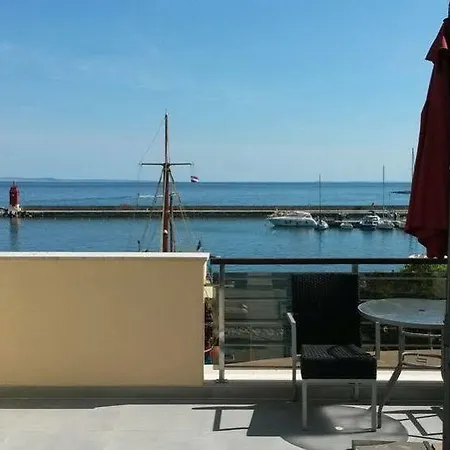 Marina Отель
