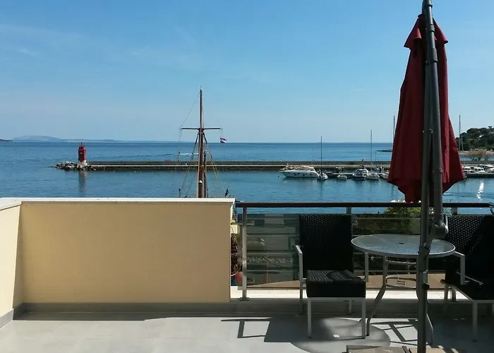 Hotel Marina Krk Town