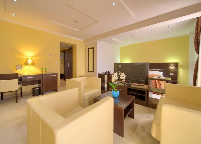 Marina Hotel Krk Town