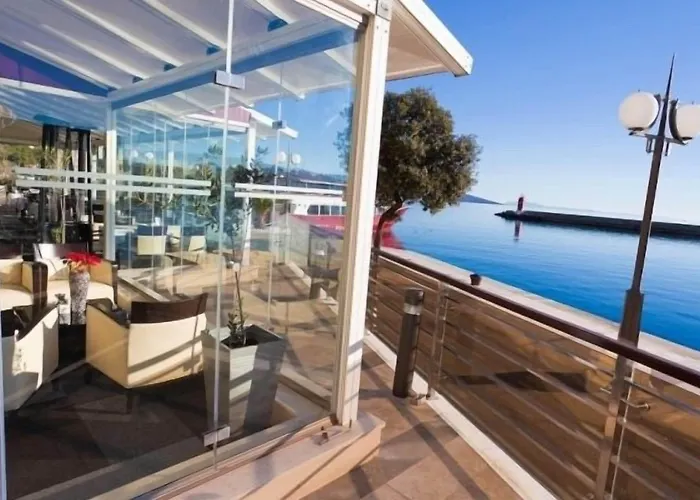 Marina Hotel Krk Town